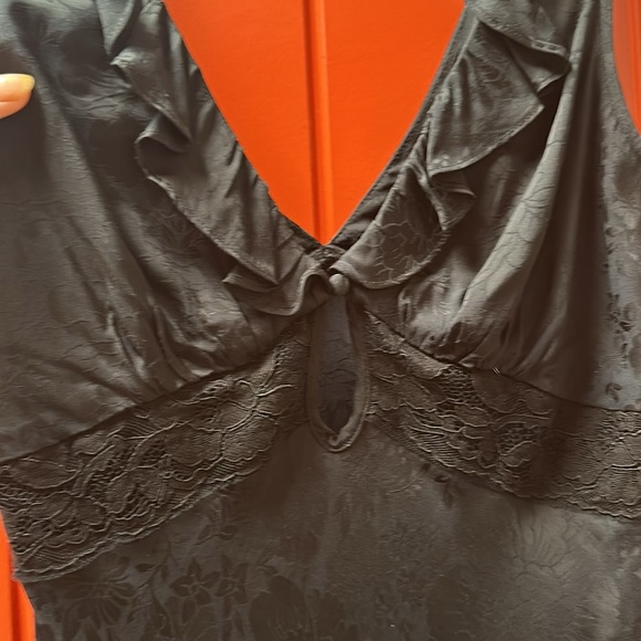 Auguste The Label Aida bias black slip dress with lace front - Picture 5 of 10